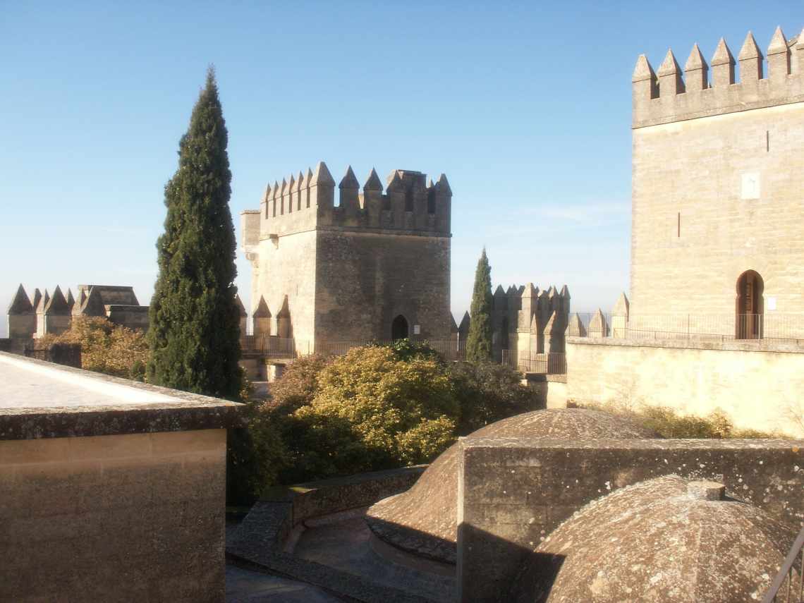 Vistas de las torres del castillo